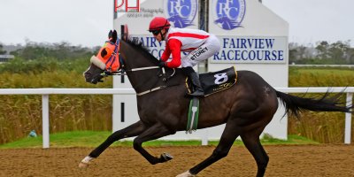 R8 Jacques Strydom Collen Storey Chestnut Wild-Fairview 8-March-2019-1-PHP_0505