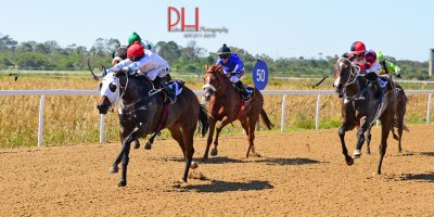 R1 Yvette Bremner Lyle Hewitson Fat Lady Sings-Fairview 12-April-2019-1-PHP_4117