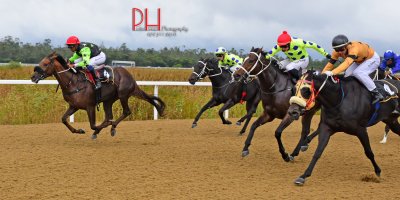R3 Five Star Racing Charles Ndlovu On A Promise-Fairview 22-April-2019-1-PHP_5981