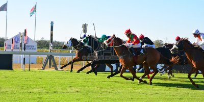 R5 DH Tara Laing Chase Maujean Captain Marooned - Gavin Smith Julius Mphanya Royal Fort- 24 May 2019-Fairview Racecourse-PHP_0642