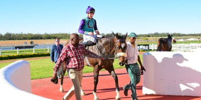 R6 Andre Nel Bernard Fayd'Herbe Percival- 11 May 2019-Fairview Racecourse-PHP_9299