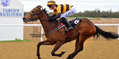 R3 Yvette Bremner Lyle Hewitson Her Eminence- 8 July 2019-Fairview Racecourse-1-PHP_9307