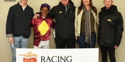R4 Gavin Smith Muzi Yeni Conquering King- 19 July 2019-Fairview Racecourse-1-PHP_1014