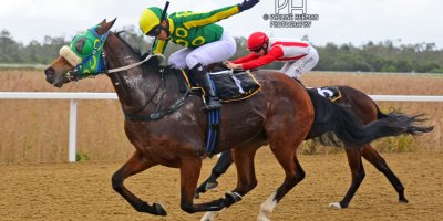 R4 Jacques Strydom Kendal Minnie Settlement Day- 12 July 2019-Fairview Racecourse-1-PHP_9915