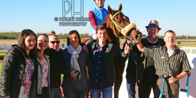 R7 Jacques Strydom Greg Cheyne Onesie PE Gold Cup- 14 June 2019-Fairview Racecourse-1-PHP_5751