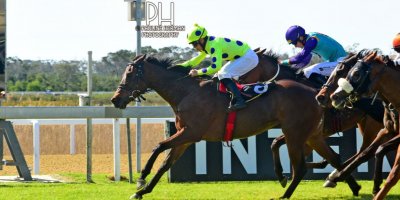 R4 Yvette Bremner Richard Fourie Open Fire-Fairview Racecourse-30 August 20191-PHP_6814