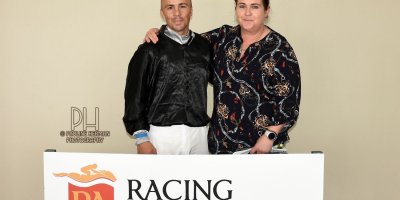 R1 Tara Laing Chase Maujean Thomas Shelby-Fairview Racecourse-20 September 20191-PHP_9286