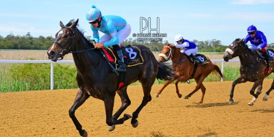 R3 Yvette Bremner Richard Fourie Wind Finder-Fairview Racecourse-11 October 20191-PHP_3081