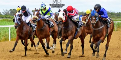 R3 Jacques Strydom Daniel Bogaleboile Omaha Tribe-Fairview Racecourse -30 December 2019-1-PHP_7071