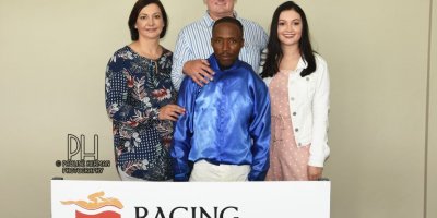 R3 Jacques Strydom Daniel Bogaleboile Omaha Tribe-Fairview Racecourse -30 December 2019-1-PHP_7114