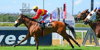 R5 Alan Greeff Greg Cheyne Voices of Light-Fairview Racecourse -13 December 2019-1-PHP_2681